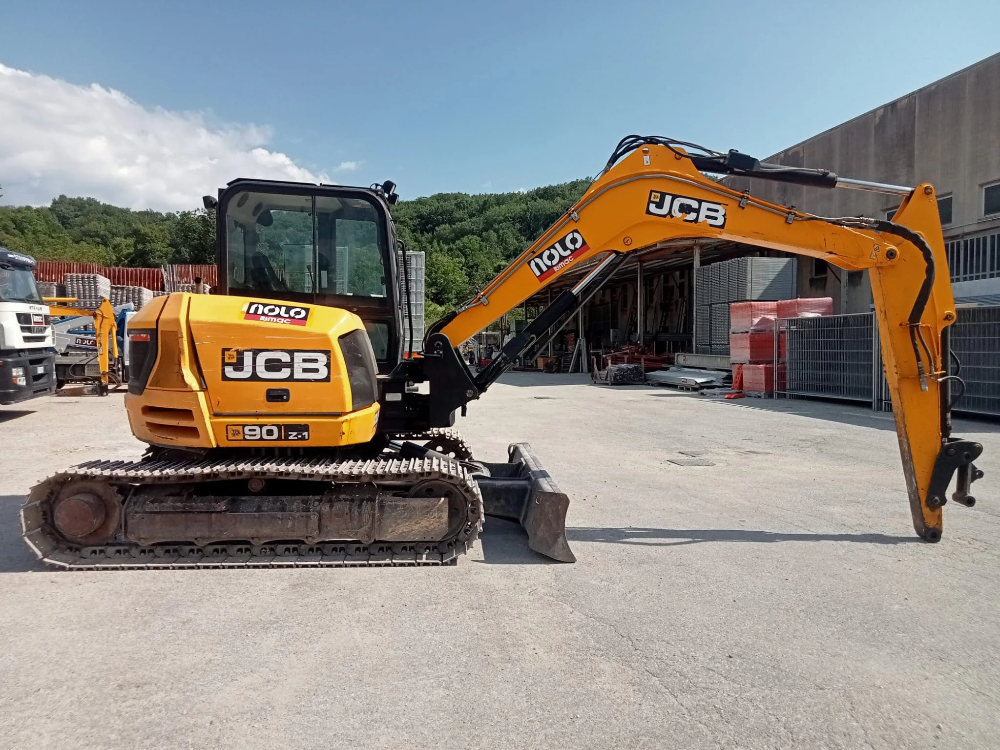 MIDIESCAVATORE 90Z JCB